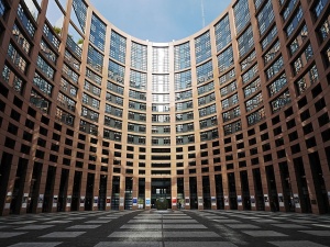 Read more about the article European parliament divided on declaring climate emergency